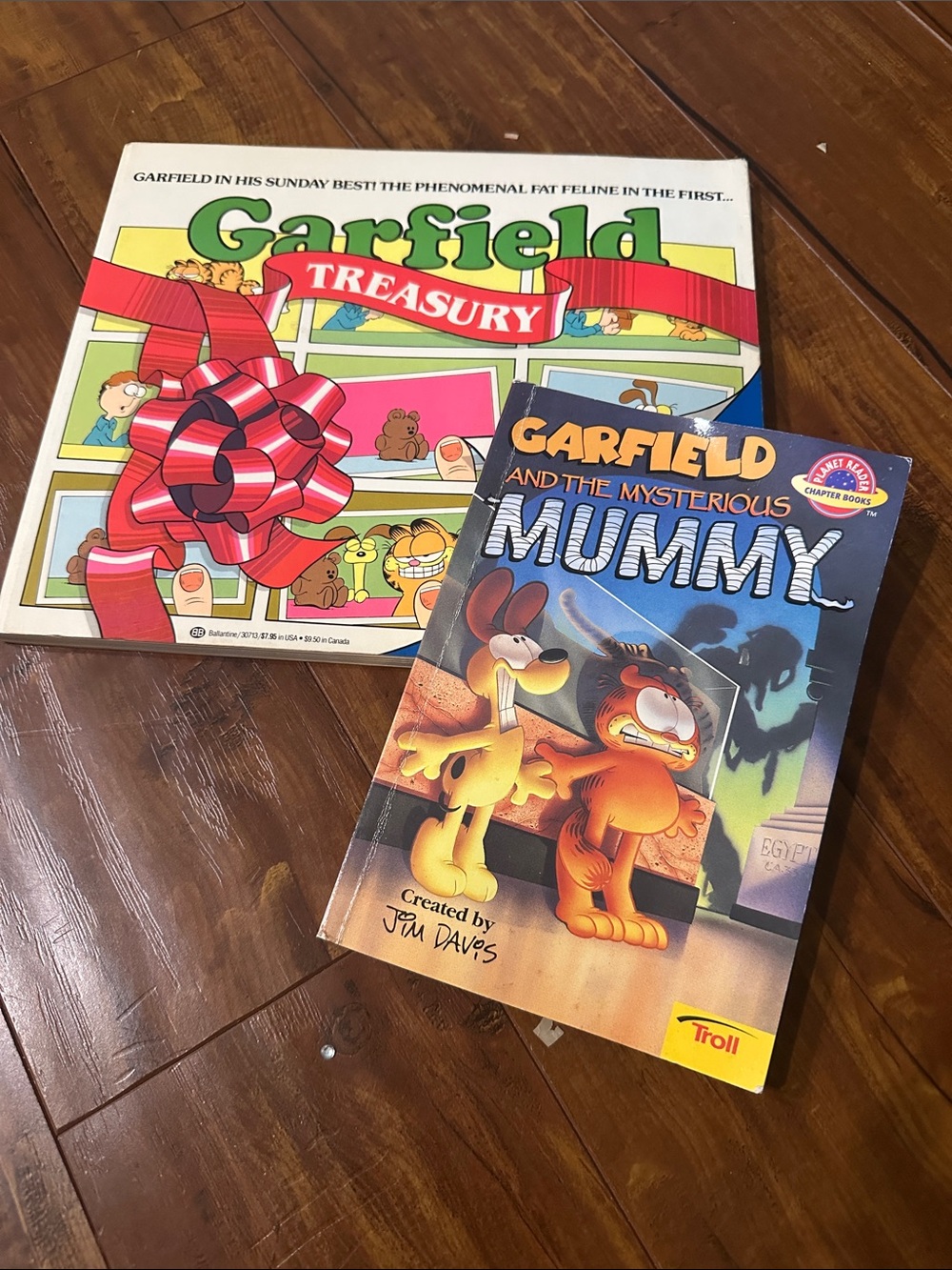 Garfield Treasury & Mysterious Mummy Book Lot Jim Davis